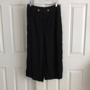 Wide leg ankle crop pants
